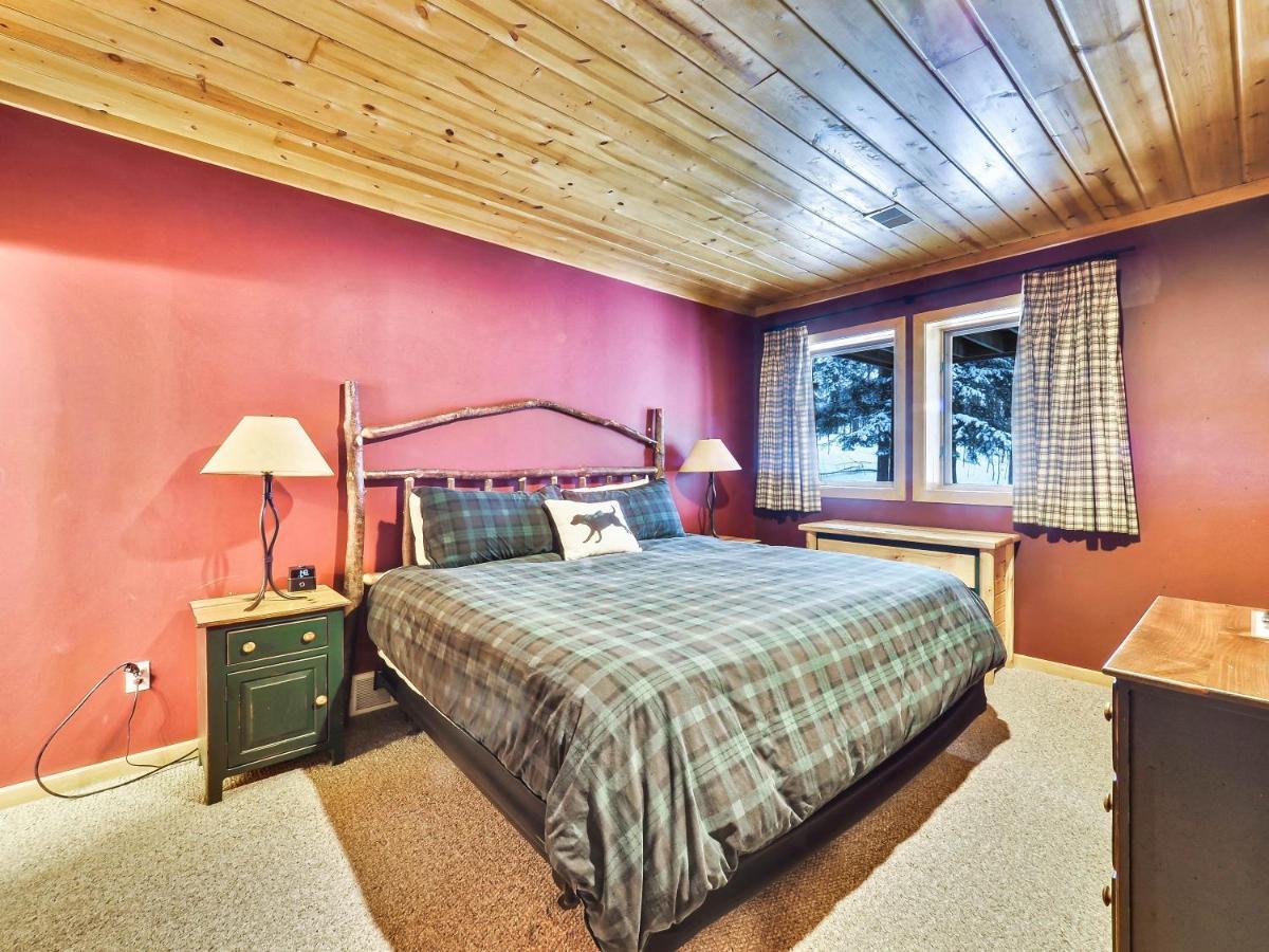801 Mountain Cabin Boyne Falls Exterior photo